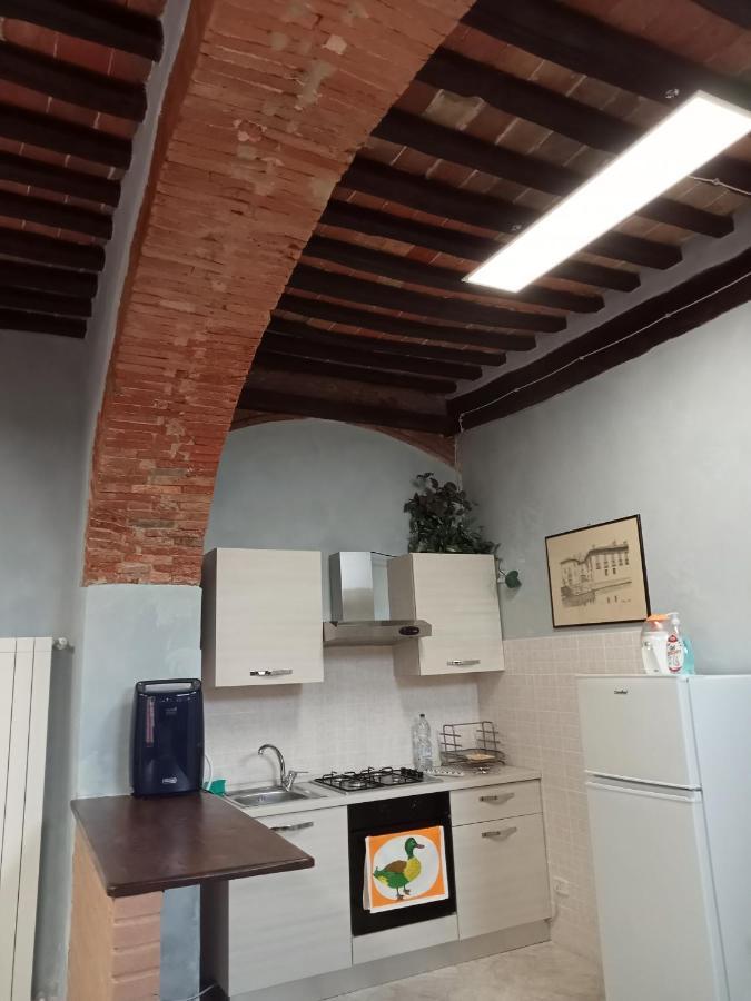 Вилла La Grotta Nel Borgo Роккастрада Экстерьер фото